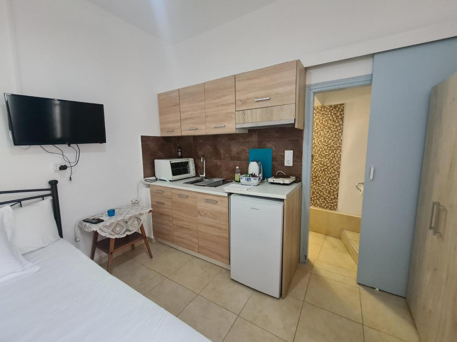 Aithra -Cosy Studio In Centre Of Poros Poros Town Buitenkant foto